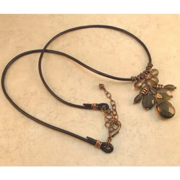 Smoky Quartz and Copper Cluster Pendant Necklace - Picture 3 of 3